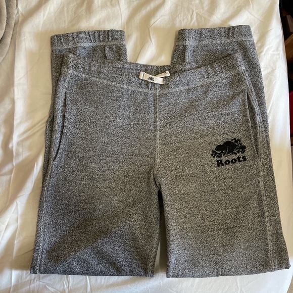 Roots sweatpants 🤍 - Picture 3 of 3